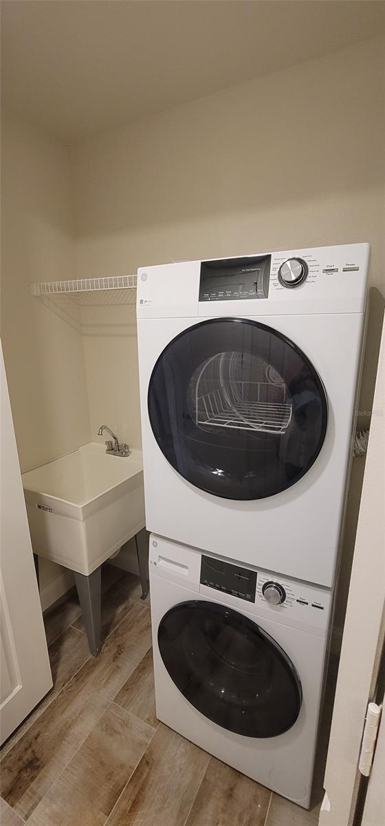 Riverwalk/Coronado Island-Bldg - Residential