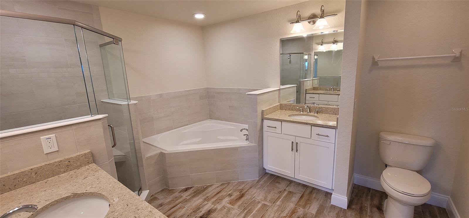 Riverwalk/Coronado Island-Bldg - Residential