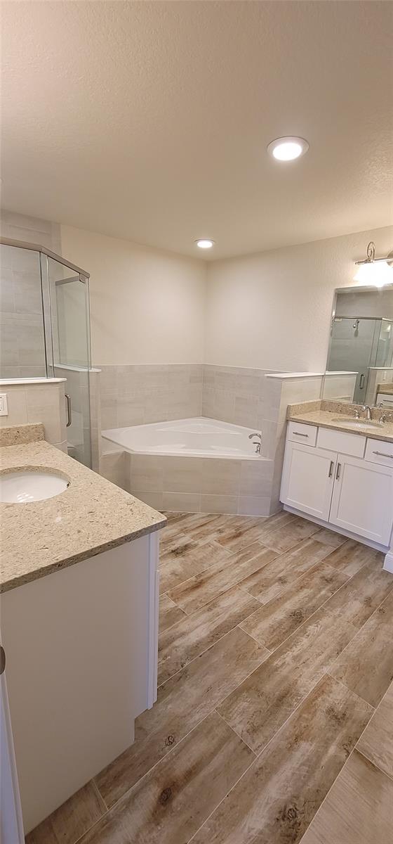 Riverwalk/Coronado Island-Bldg - Residential