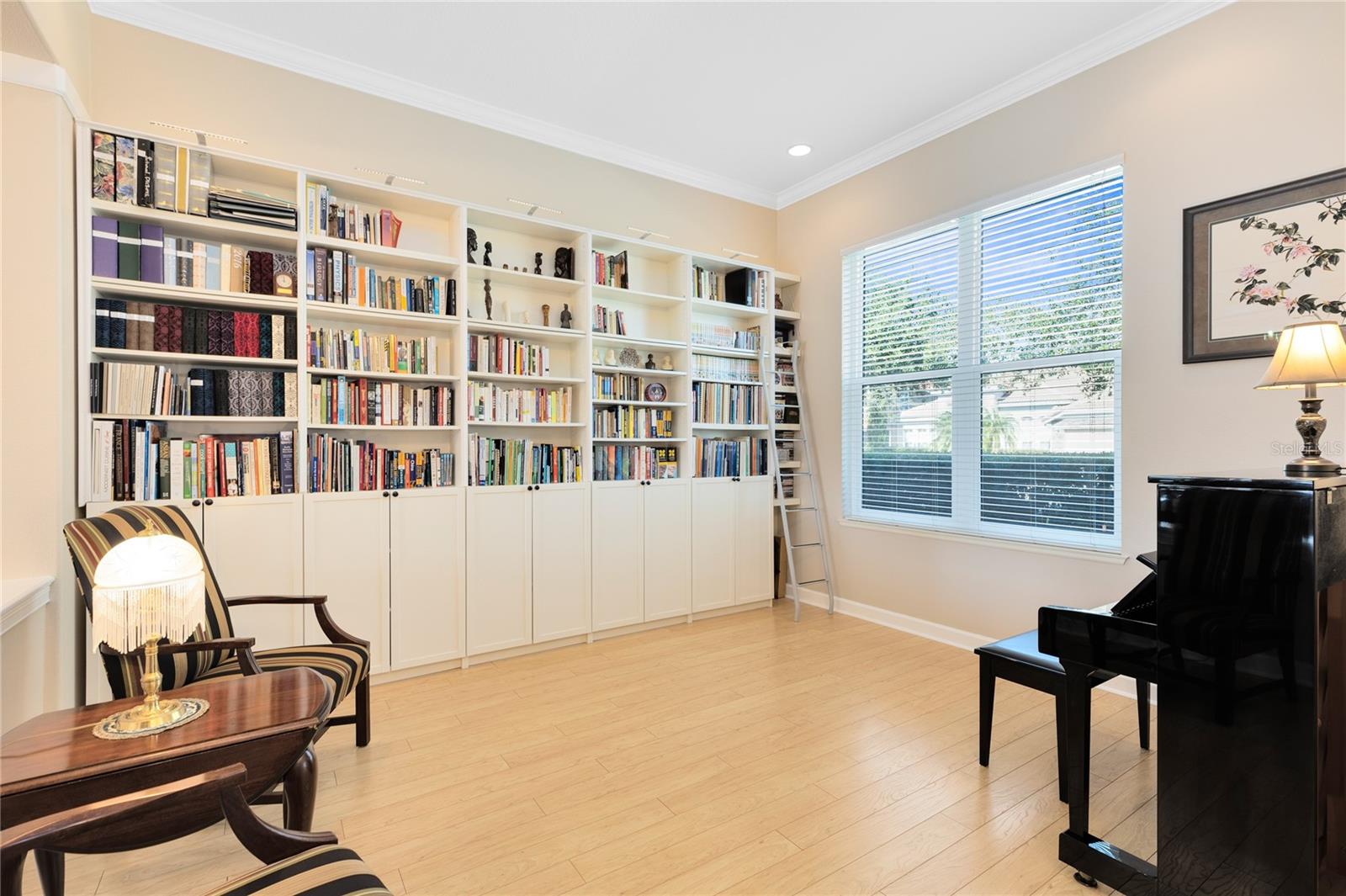 9958 OAK QUARRY DRIVE