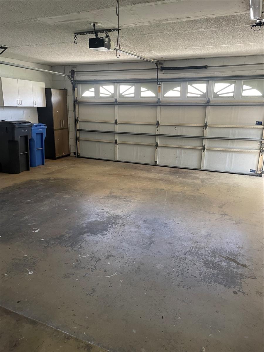 BRANDON GROVES SEC ONE - Residential Lease