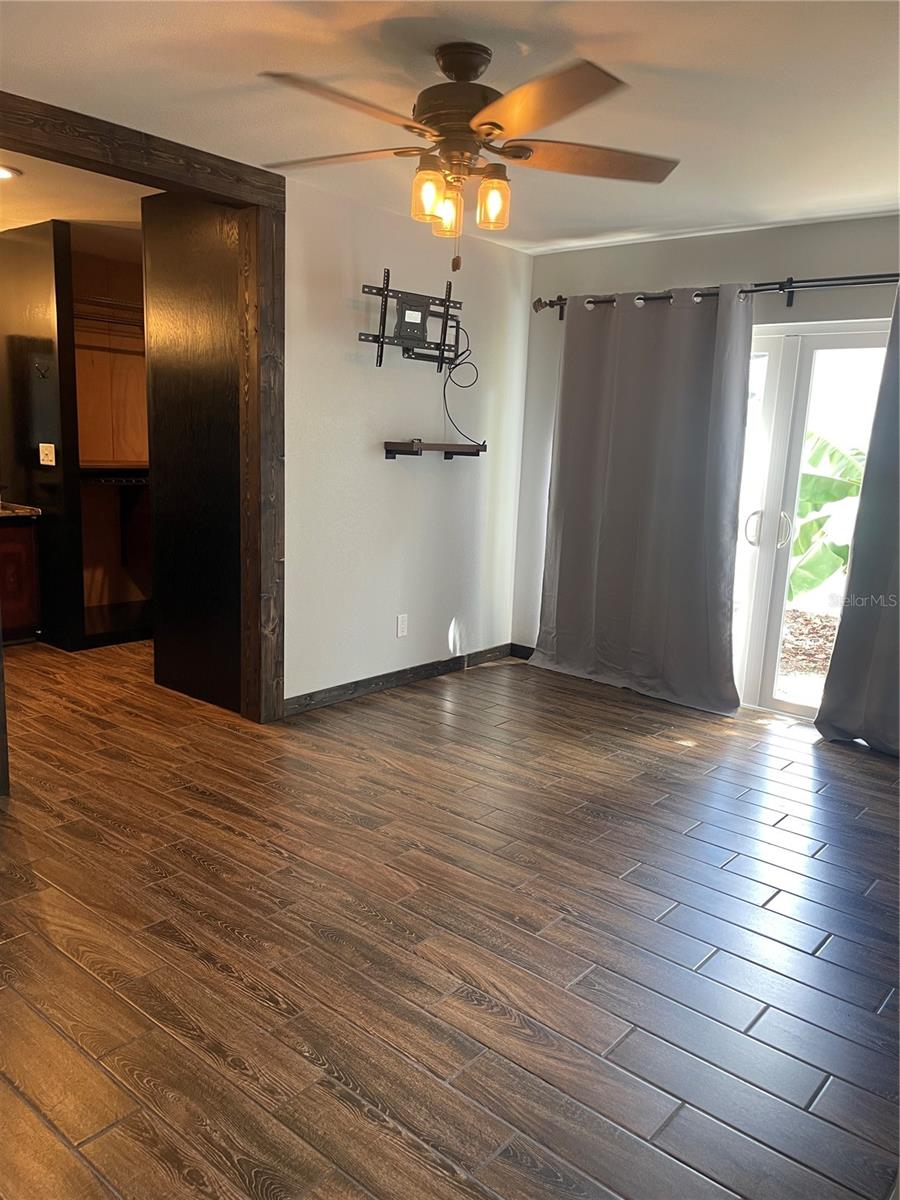 BRANDON GROVES SEC ONE - Residential Lease