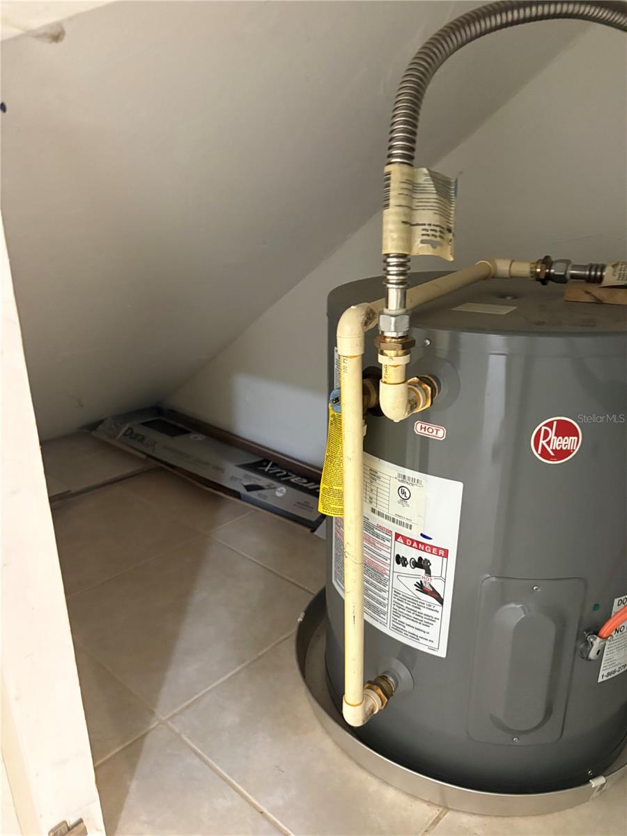 HAYSTACK REPLAT - Residential