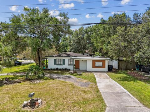 Photo of 2211 E Hanna Avenue, Tampa, FL 33610 (MLS # TB8408052) Photo of 2211 E Hanna Avenue, Tampa, FL 33610 (MLS # TB8408052)