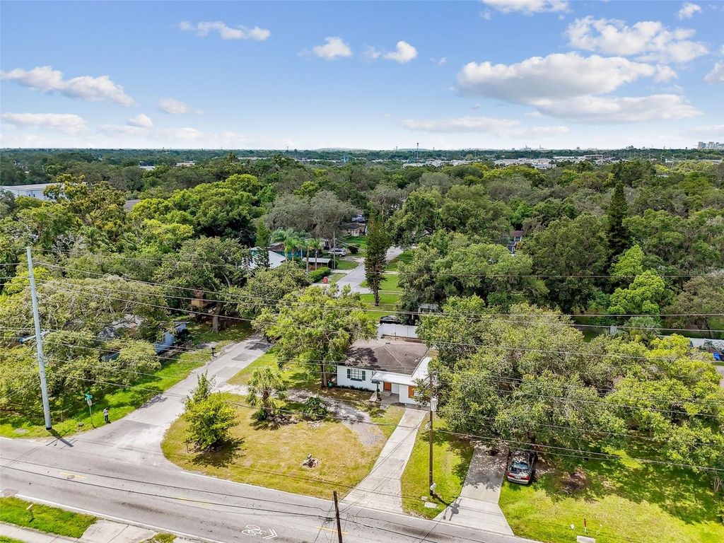 Photo of 2211 E Hanna Avenue, Tampa, FL 33610 (MLS # TB8408052)