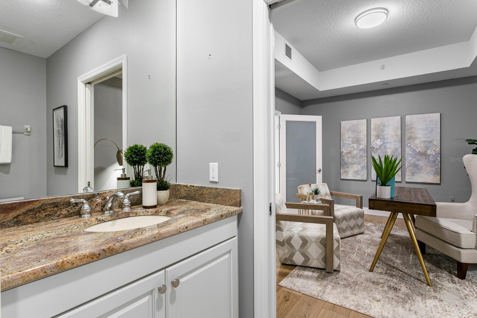 LA BAHIA CONDO - Residential