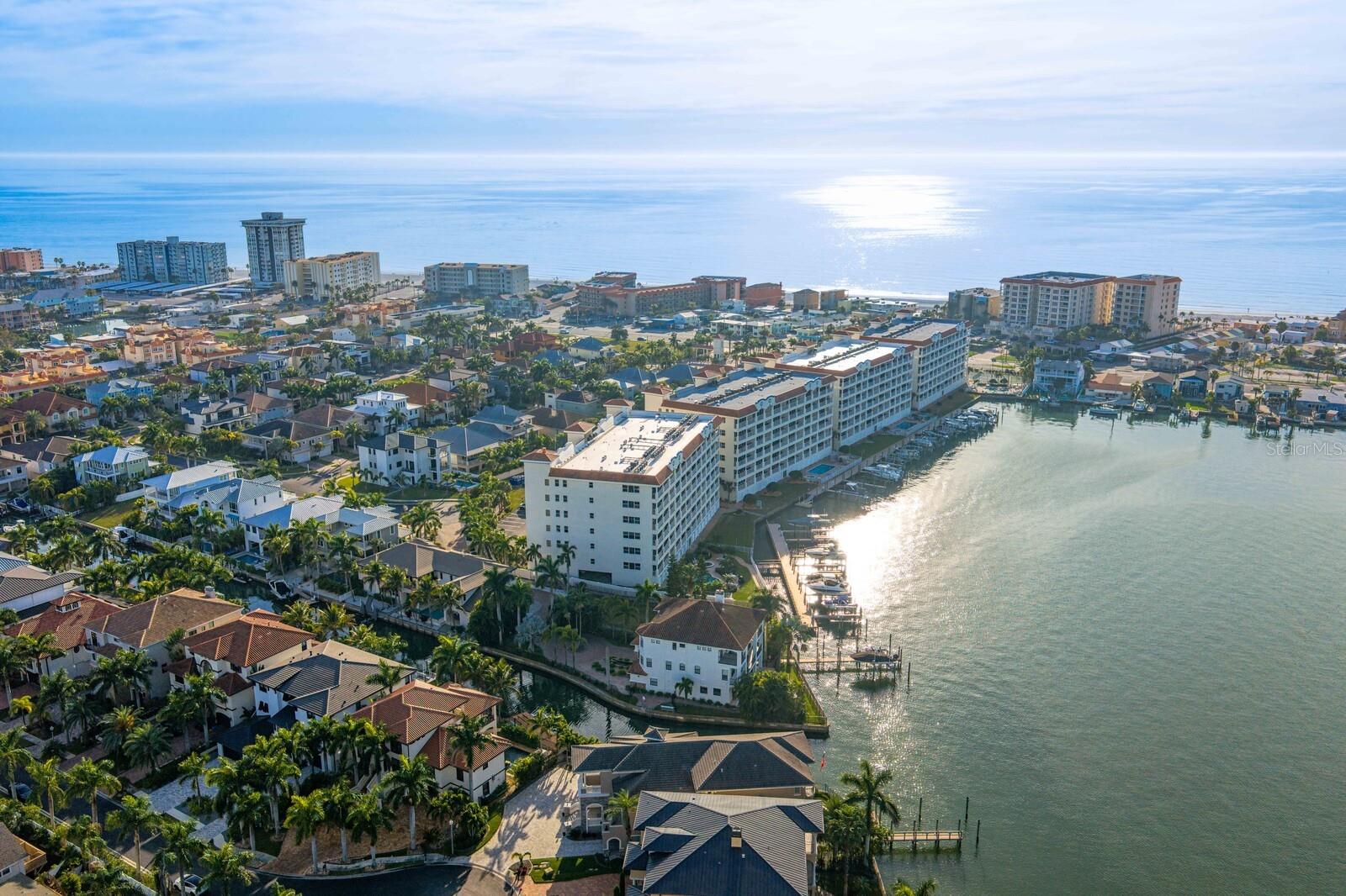 LA BAHIA CONDO - Residential