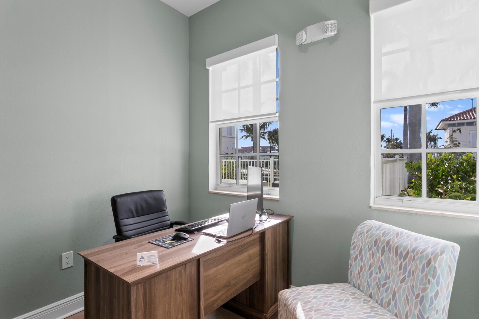 LA BAHIA CONDO - Residential