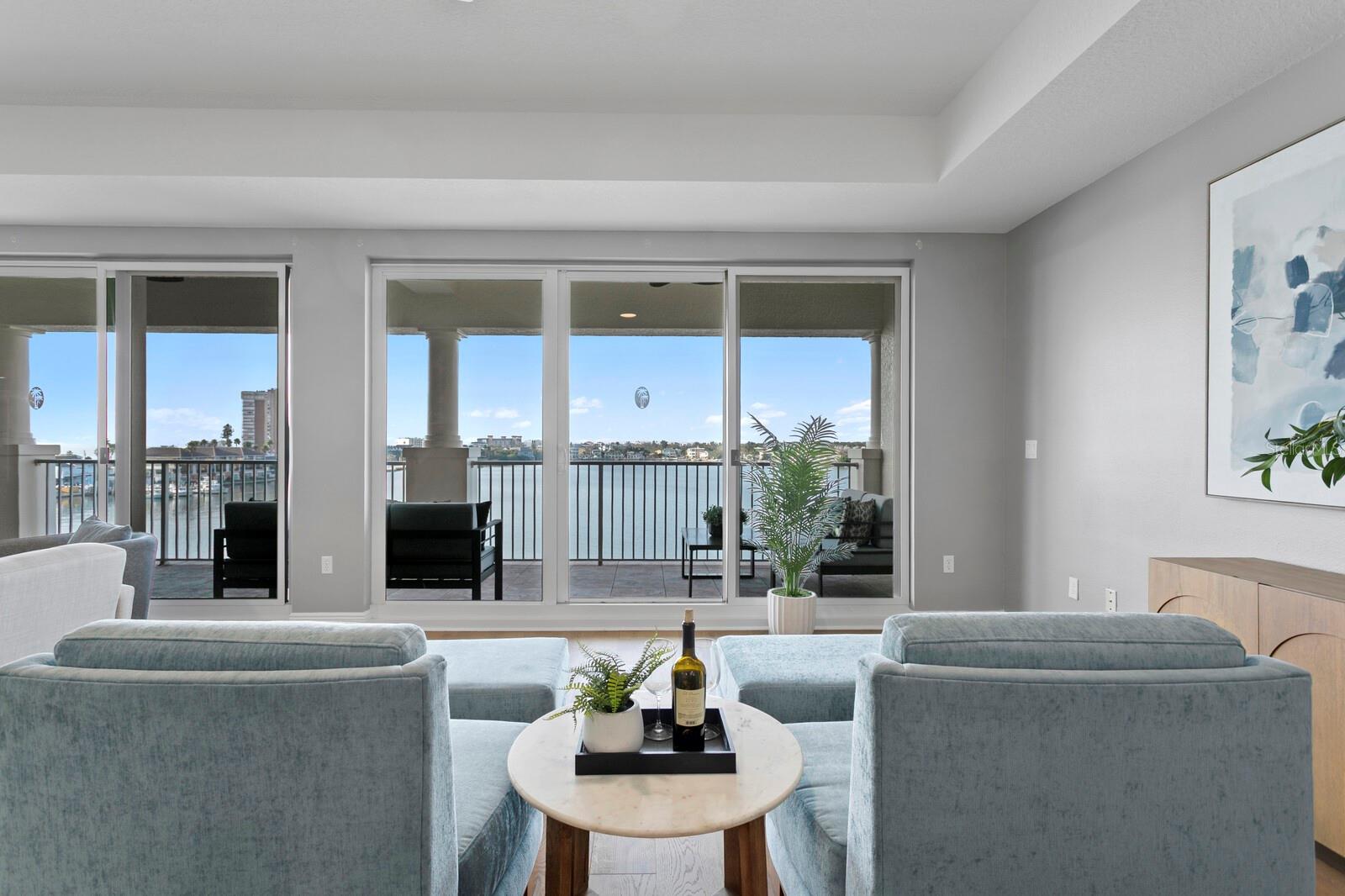 LA BAHIA CONDO - Residential