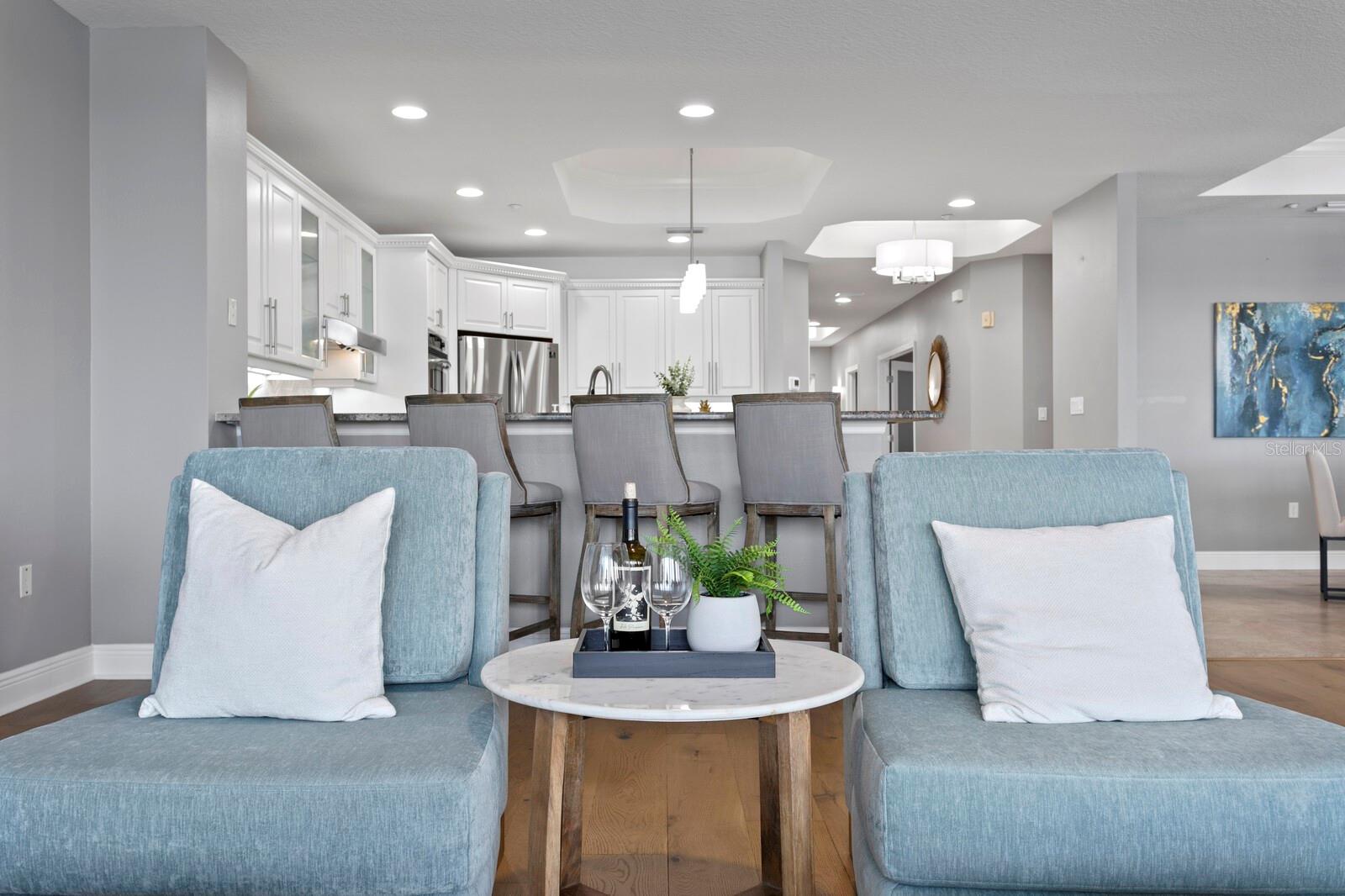 LA BAHIA CONDO - Residential