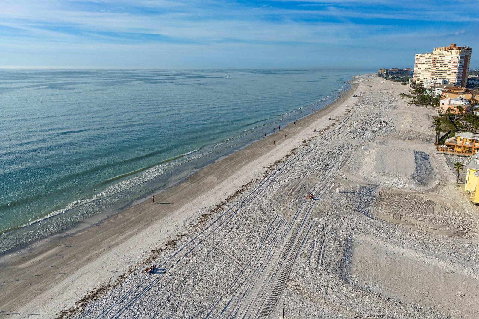 LA BAHIA CONDO - Residential