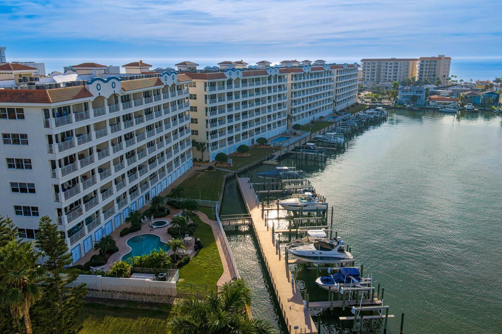 LA BAHIA CONDO - Residential