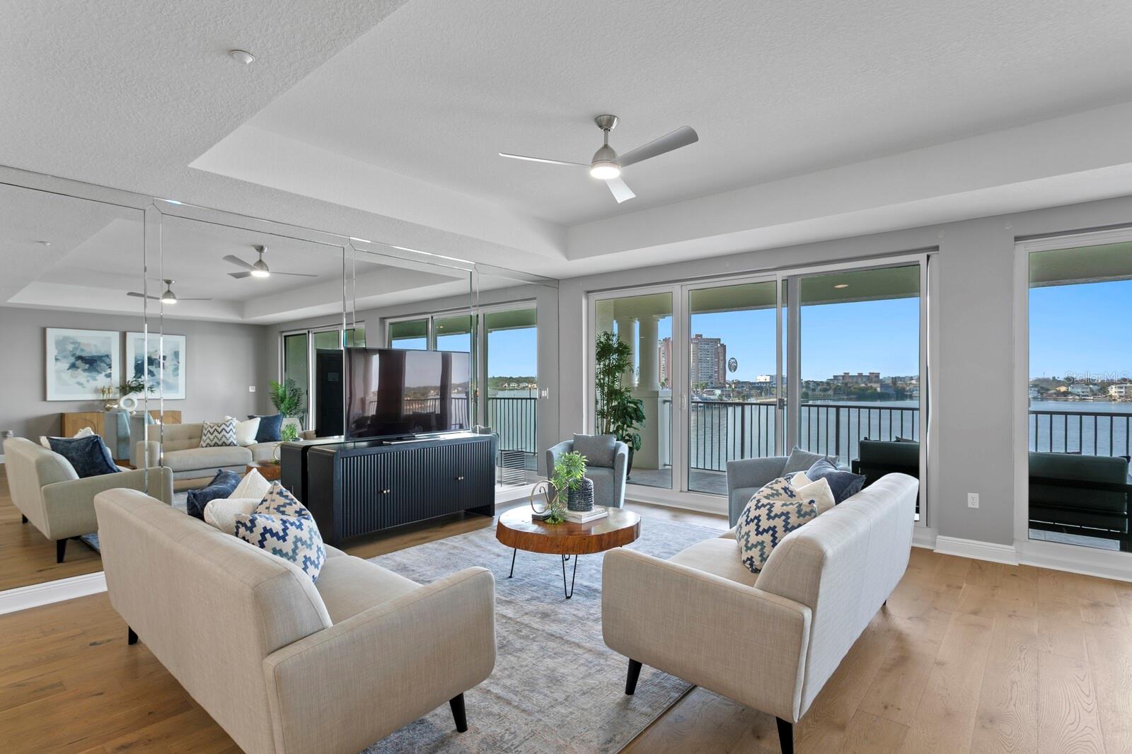 LA BAHIA CONDO - Residential