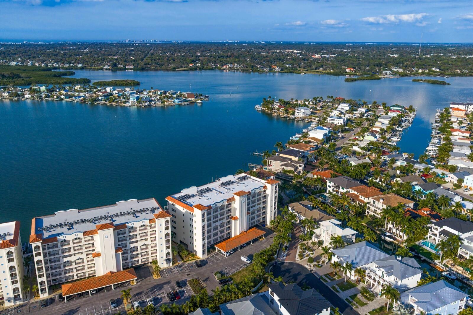 LA BAHIA CONDO - Residential