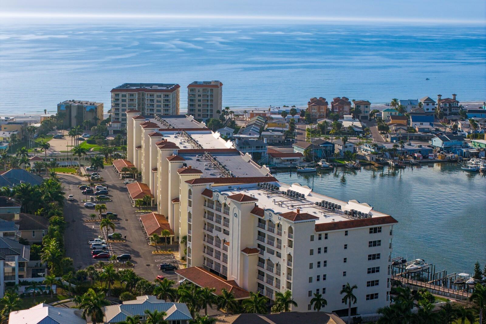 LA BAHIA CONDO - Residential