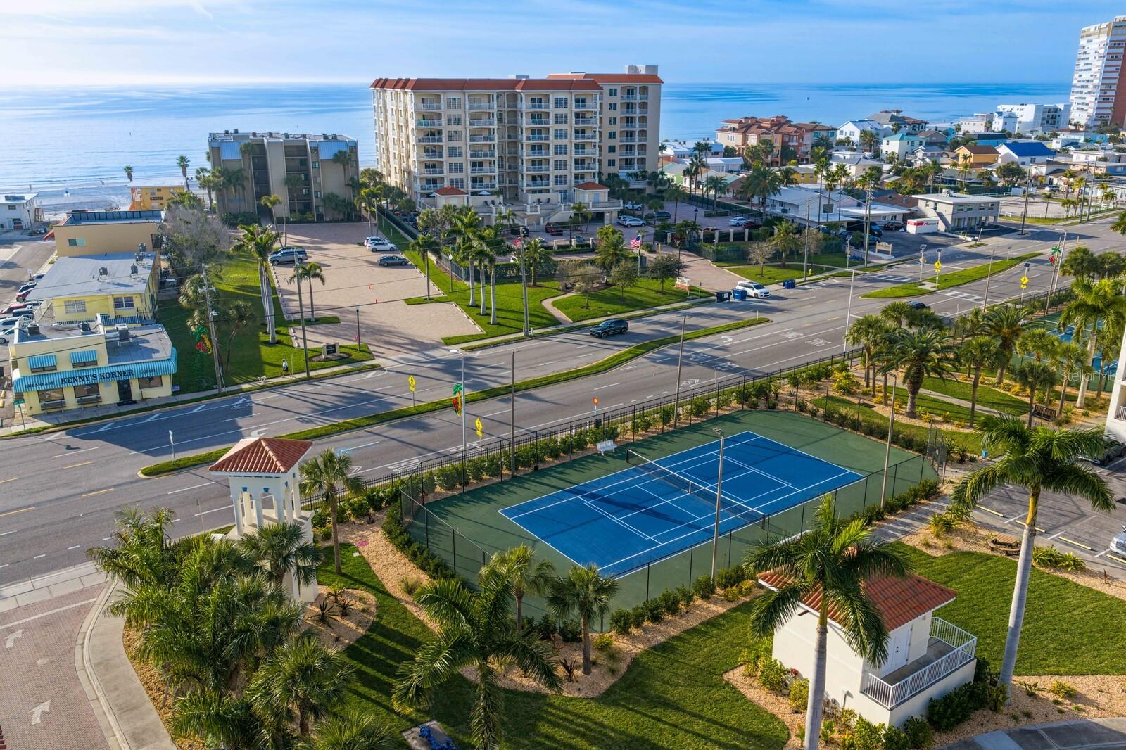 LA BAHIA CONDO - Residential