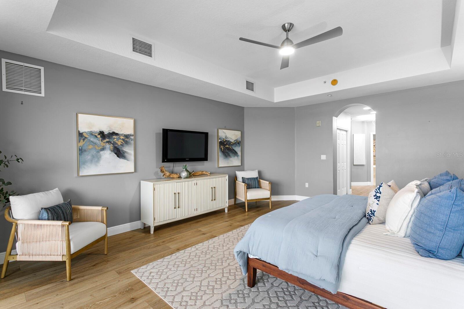 LA BAHIA CONDO - Residential