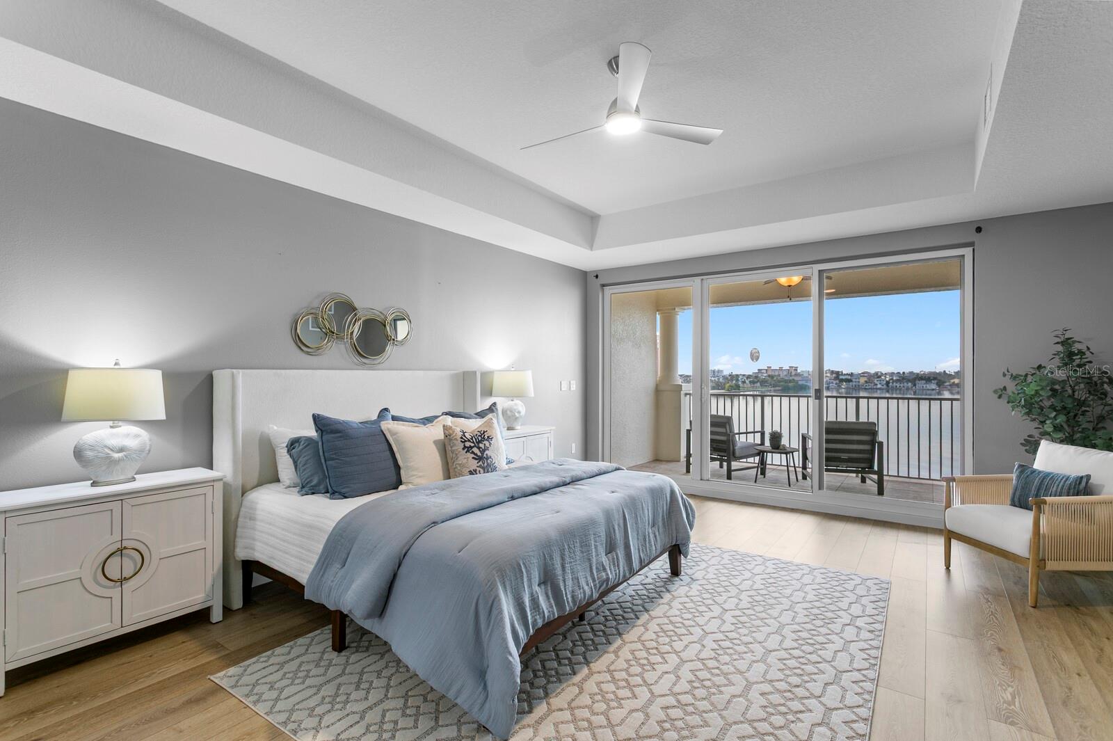 LA BAHIA CONDO - Residential