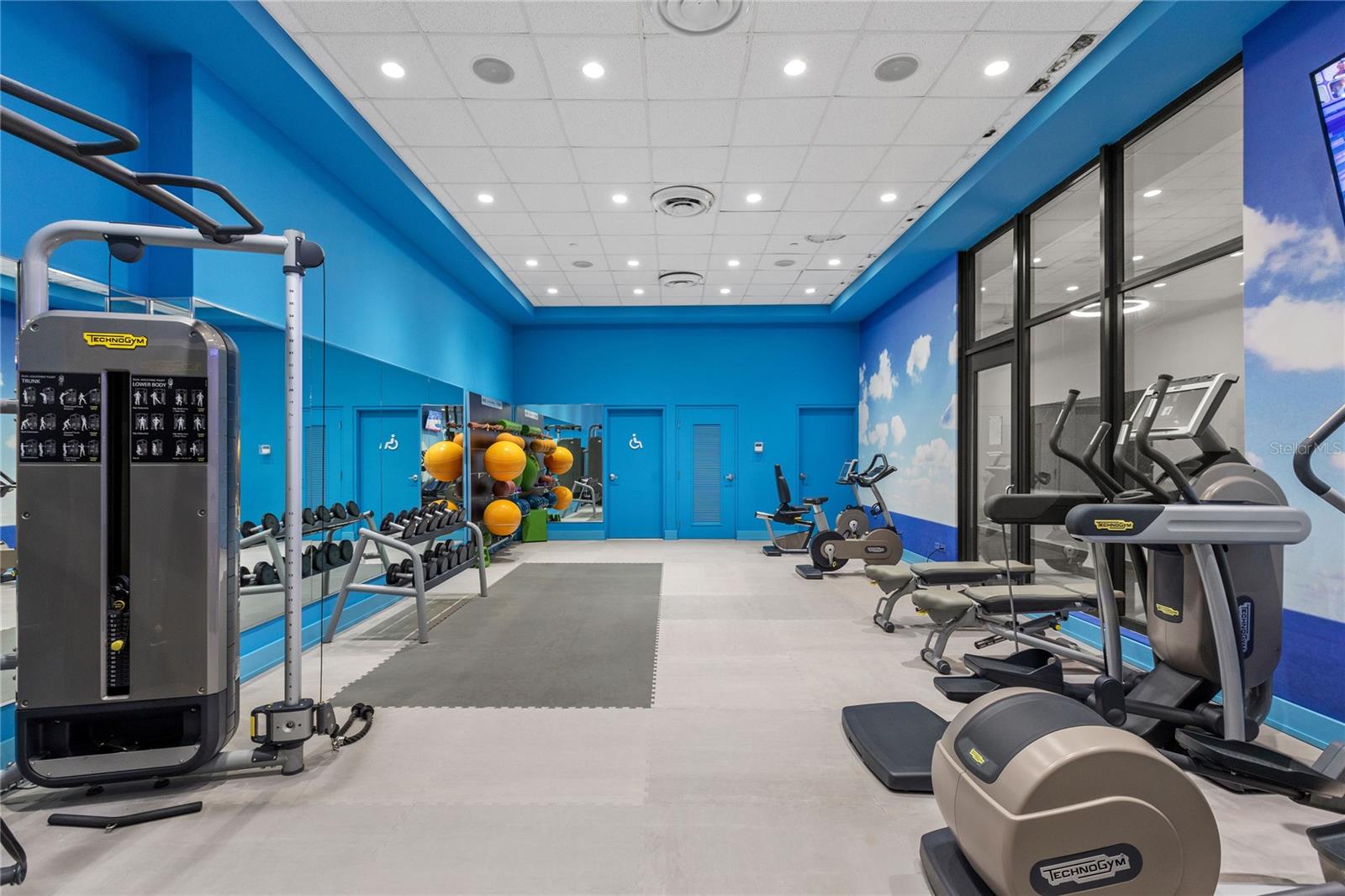 BAHIA PLAZA - Residential