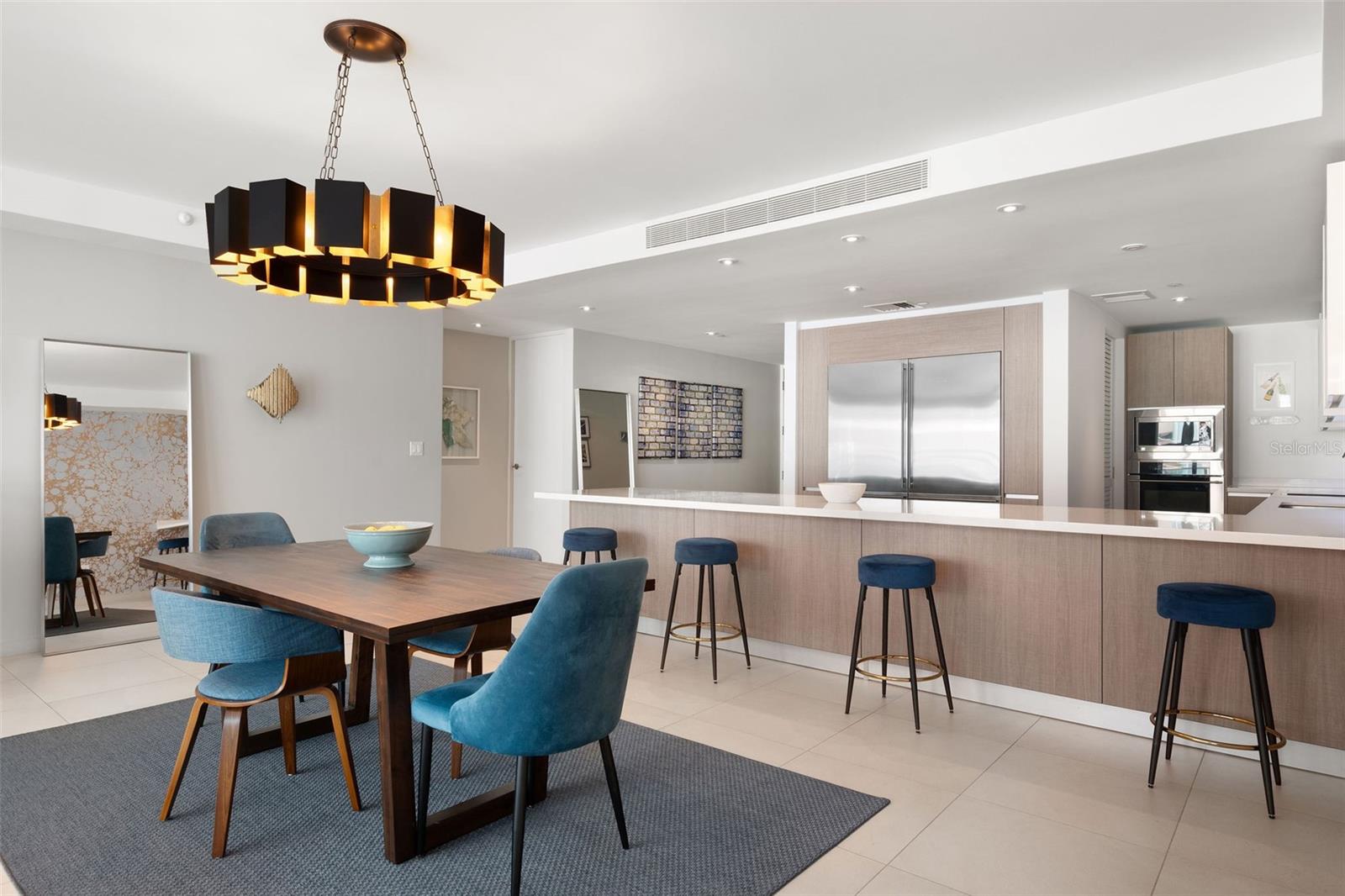 BAHIA PLAZA - Residential