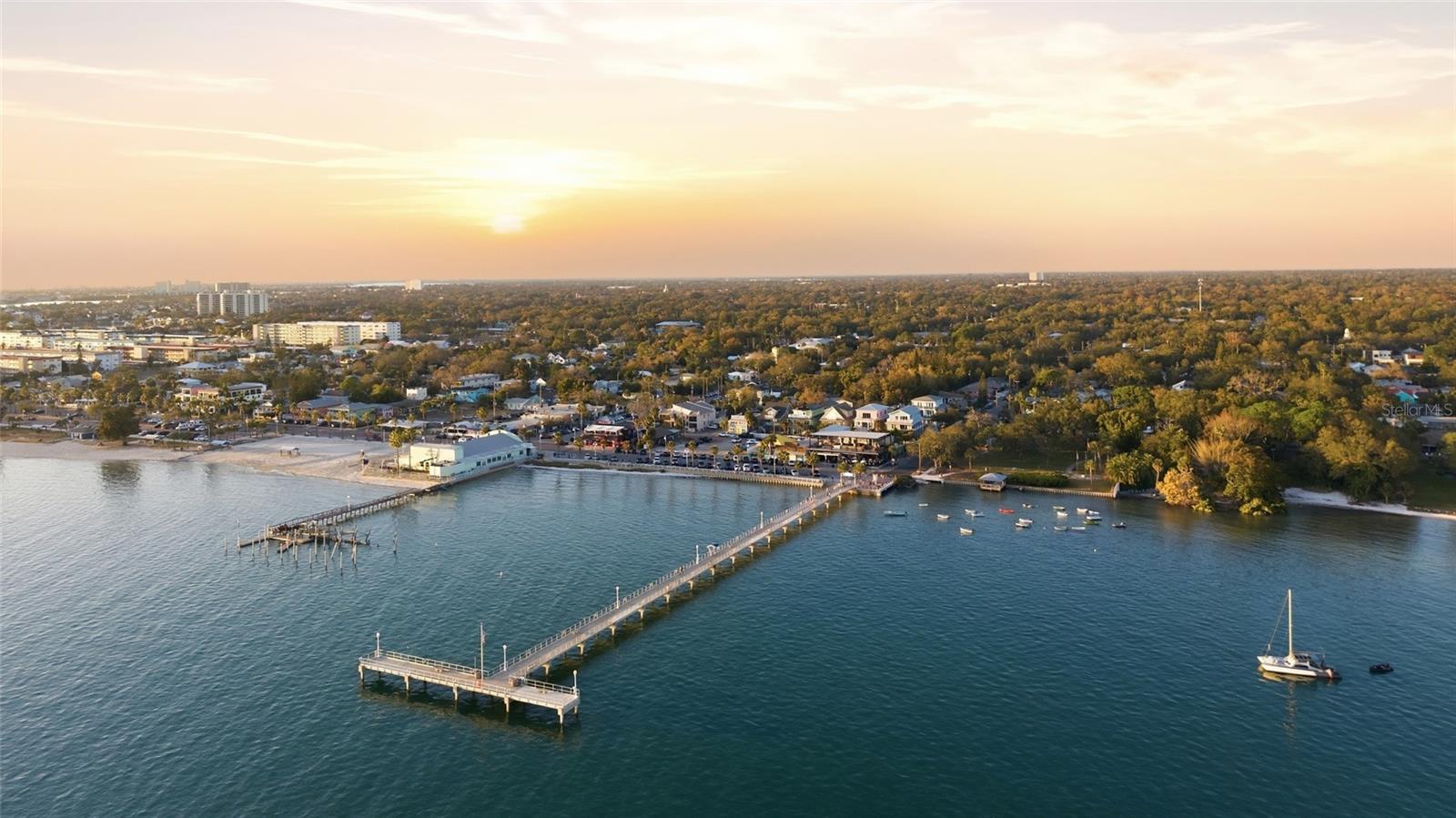 BAY VIEW PARK SEC P - Residential