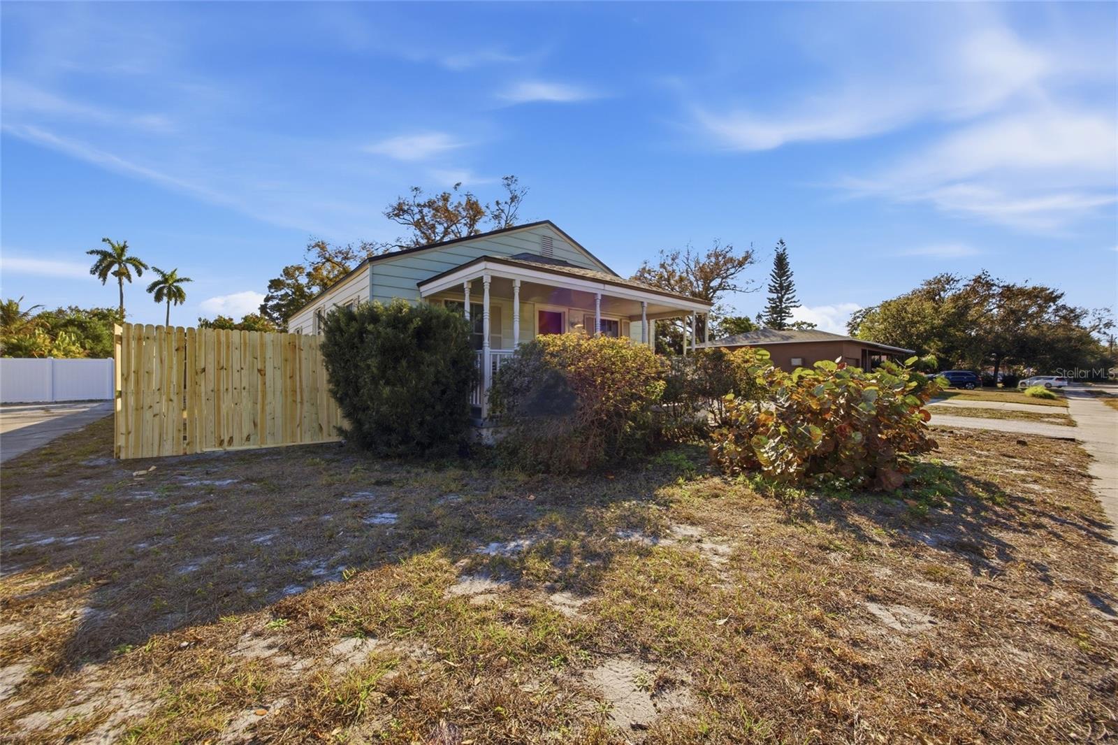 BAY VIEW PARK SEC P - Residential