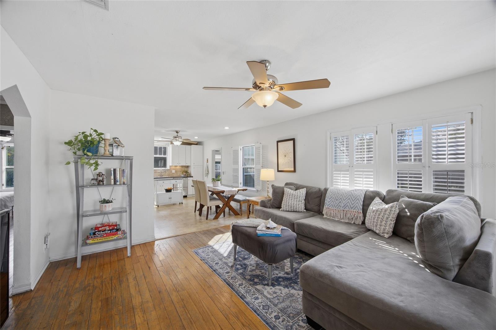 BAY VIEW PARK SEC P - Residential