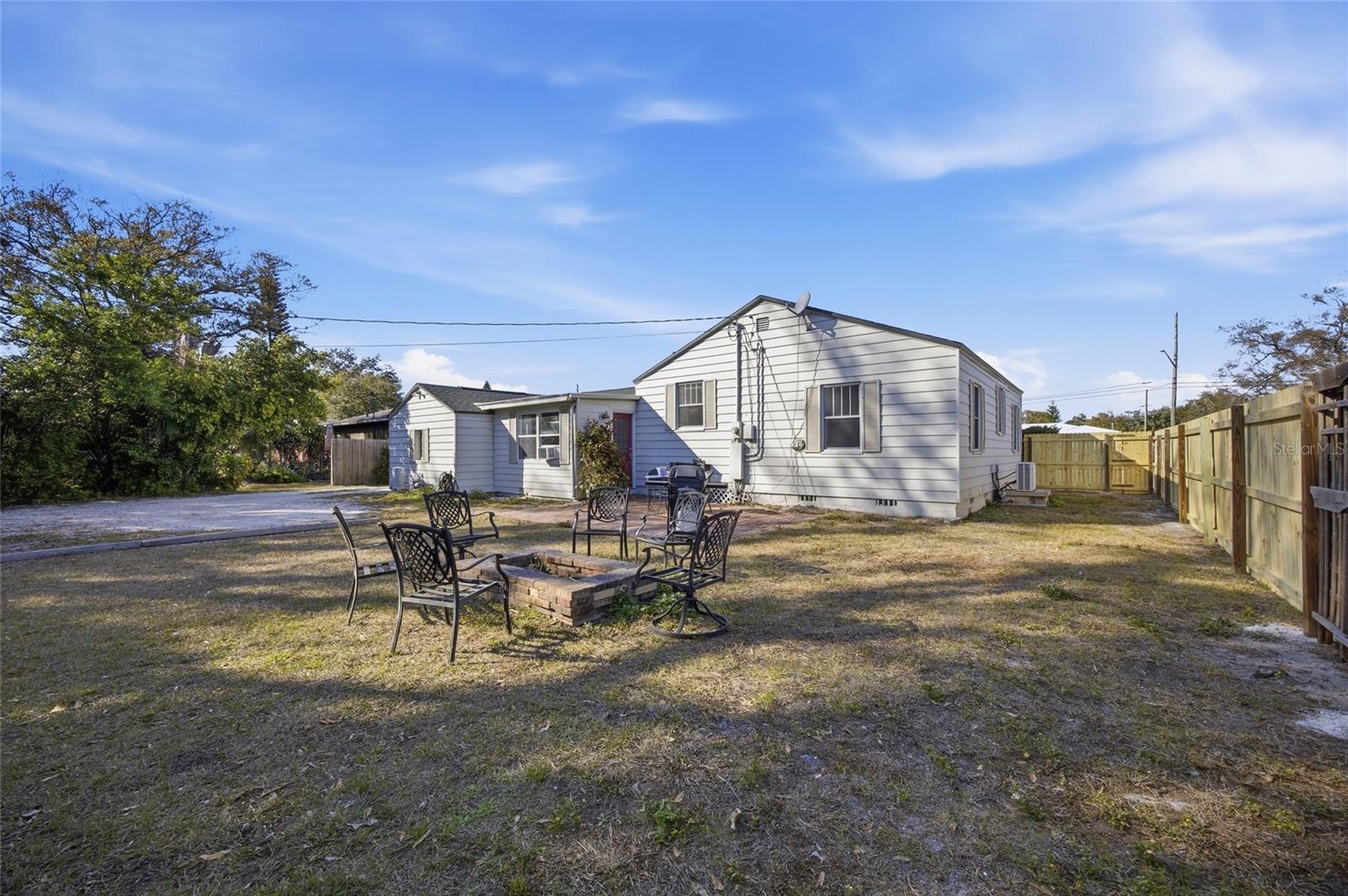 BAY VIEW PARK SEC P - Residential