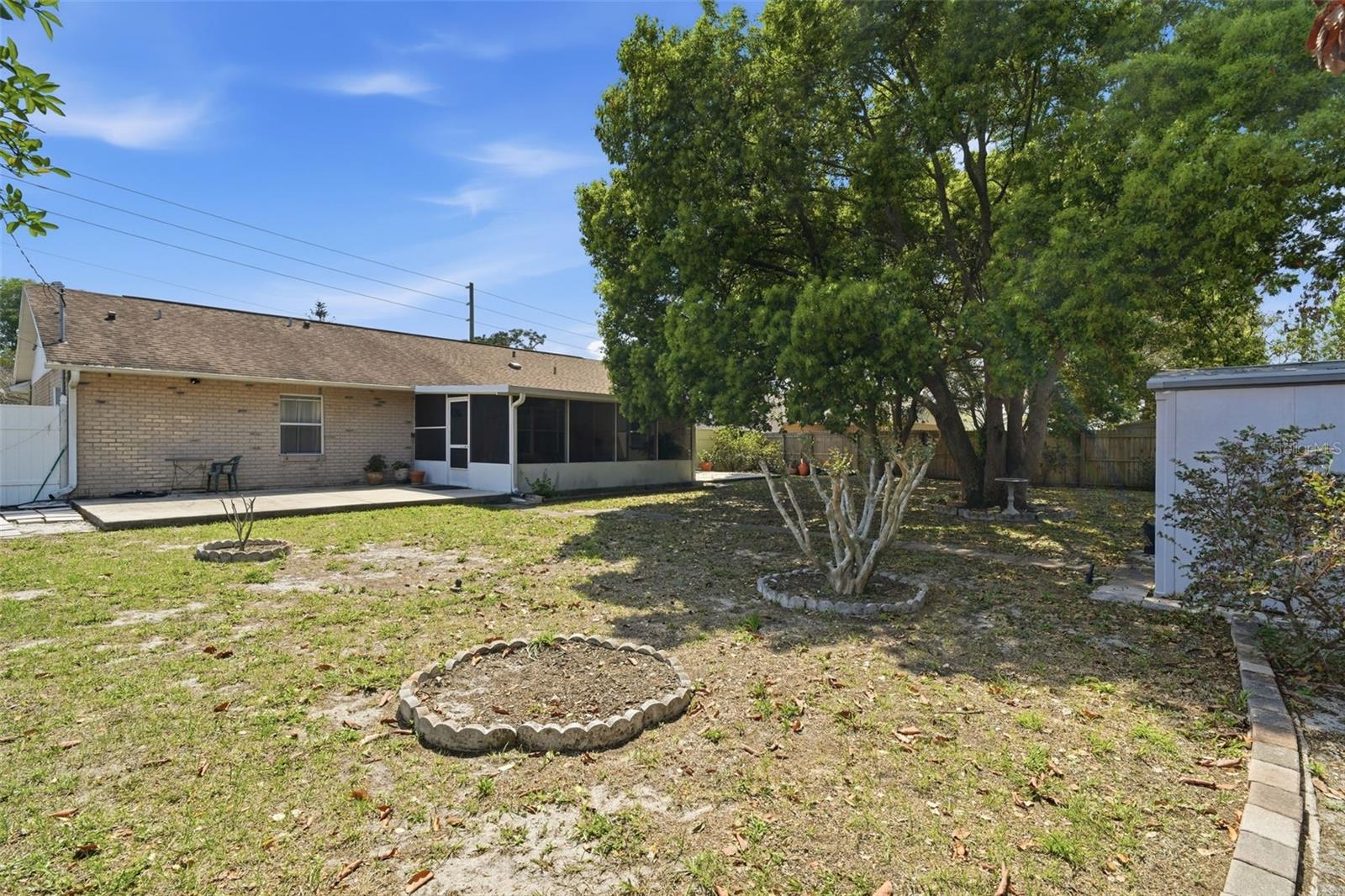 DELTONA LAKES UNIT 43 - Residential