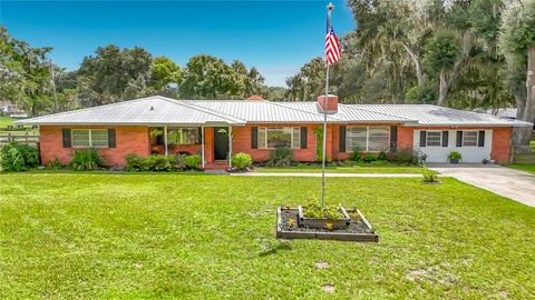 Photo of 1644 W Socrum Loop Road, Lakeland, FL 33810 (MLS # L4964701)