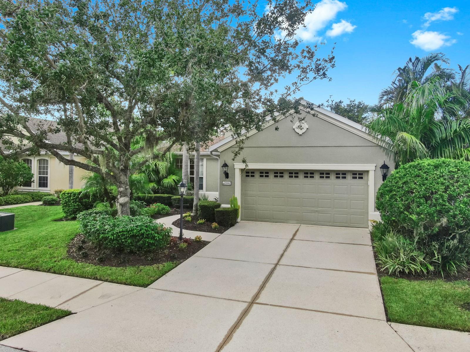 11662 OLD CYPRESS COVE