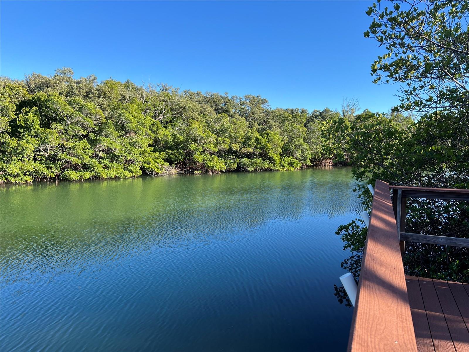 HIDDEN LAGOON AT ARROWHEAD POINT - Residential