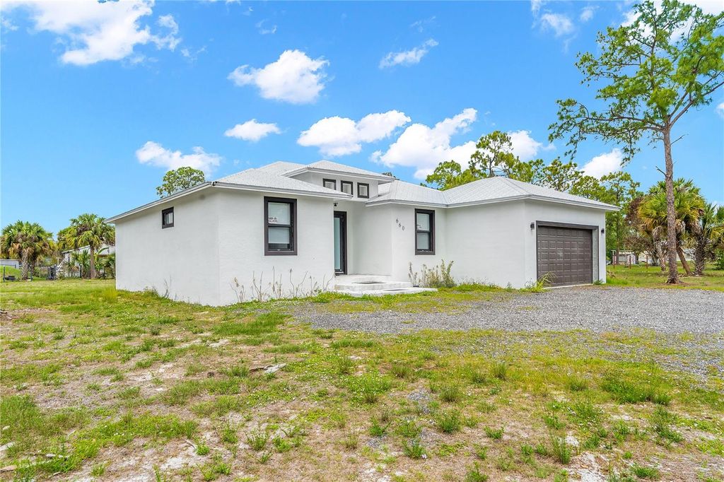 Photo of 660 S Zambria Street, Clewiston, FL 33440 (MLS # C7525512)
