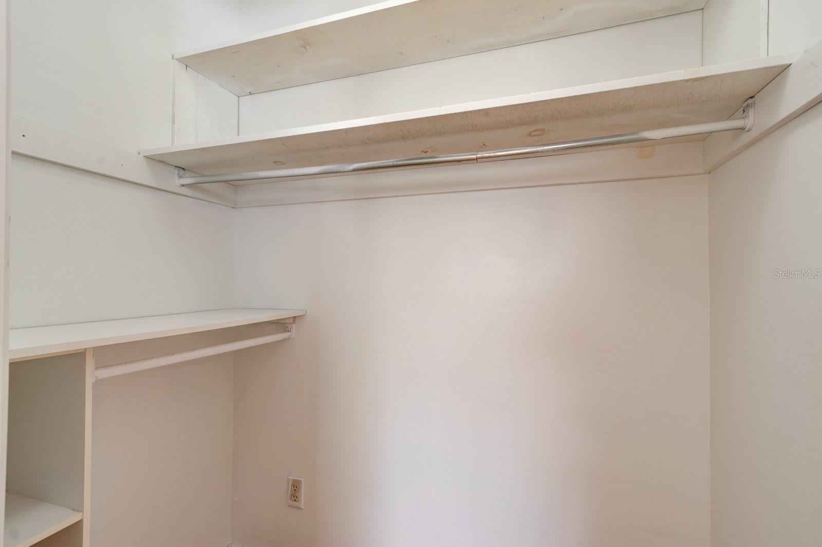 THOBURNS NEW SMYRNA BEACH - Residential