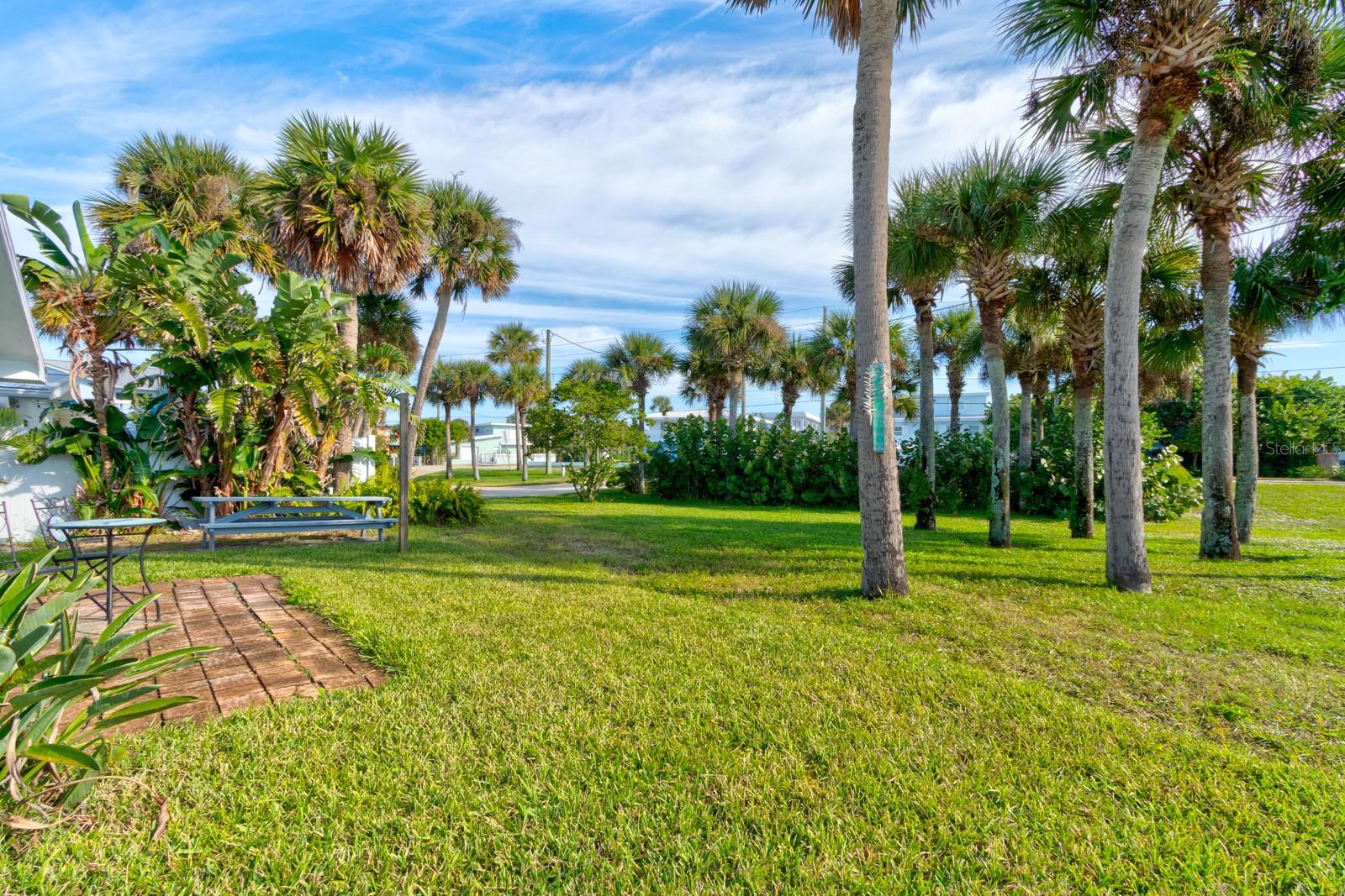 THOBURNS NEW SMYRNA BEACH - Residential