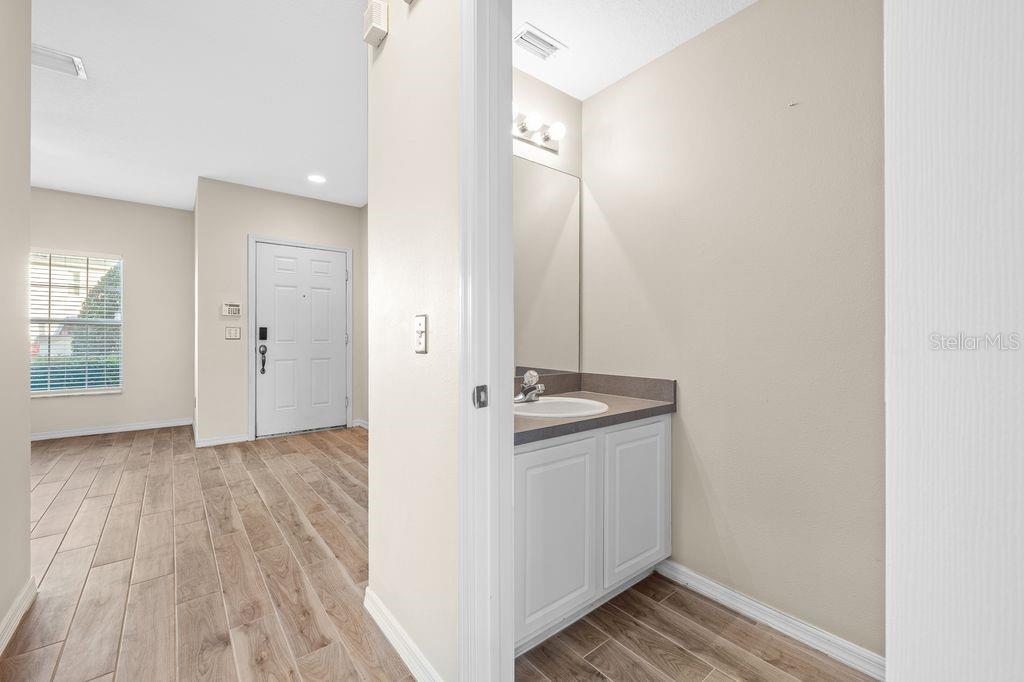 SWAN VIEW TWNHMS A-1-A-5 & C - Residential