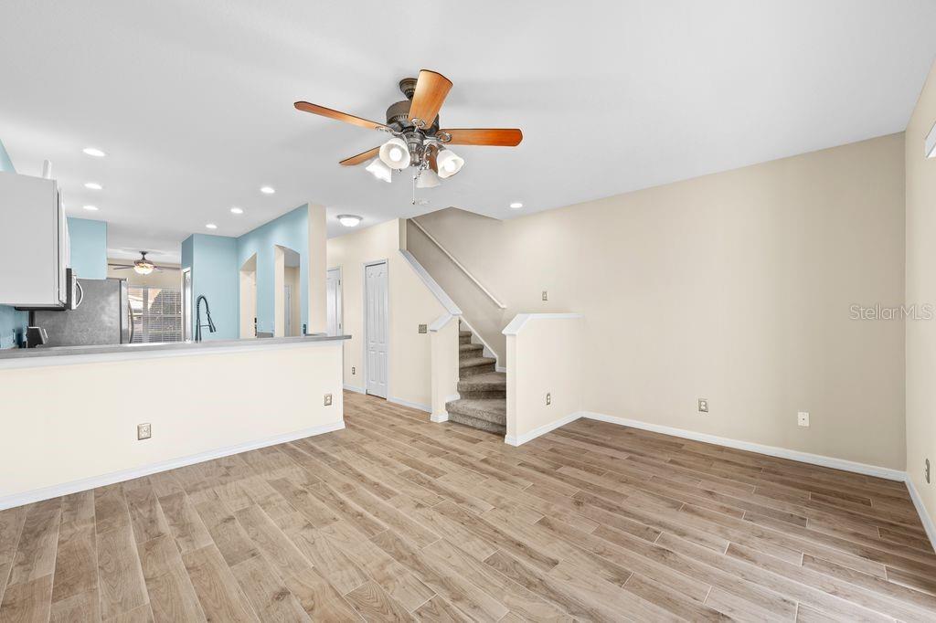 SWAN VIEW TWNHMS A-1-A-5 & C - Residential