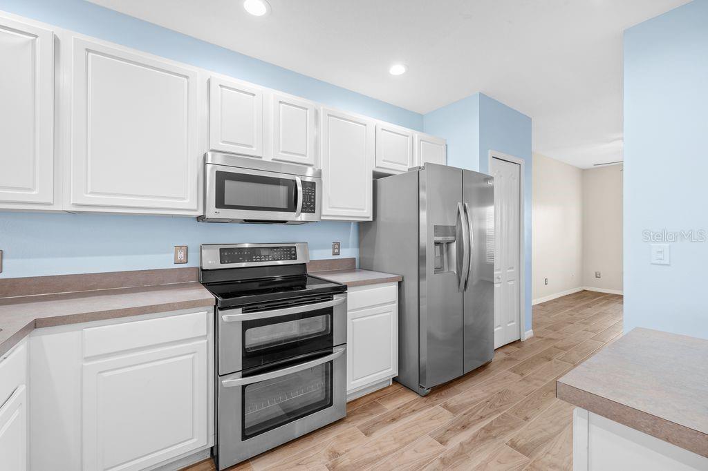 SWAN VIEW TWNHMS A-1-A-5 & C - Residential