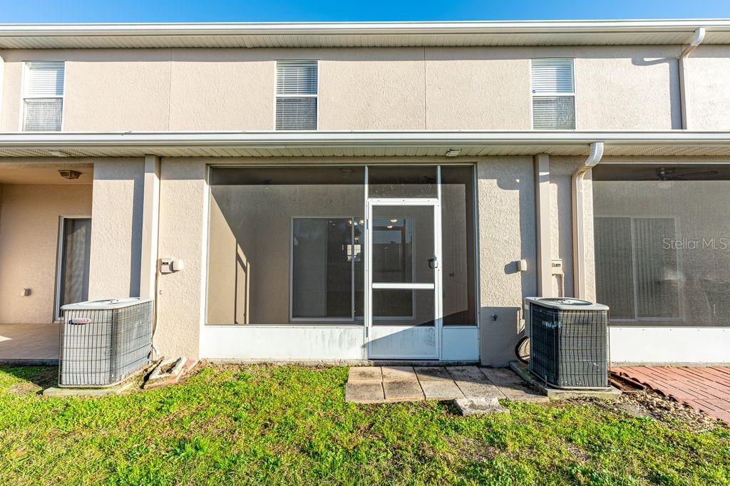 SWAN VIEW TWNHMS A-1-A-5 & C - Residential