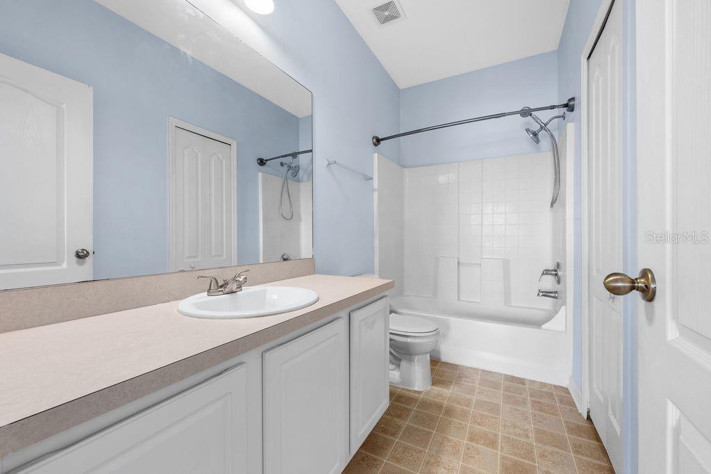 SWAN VIEW TWNHMS A-1-A-5 & C - Residential