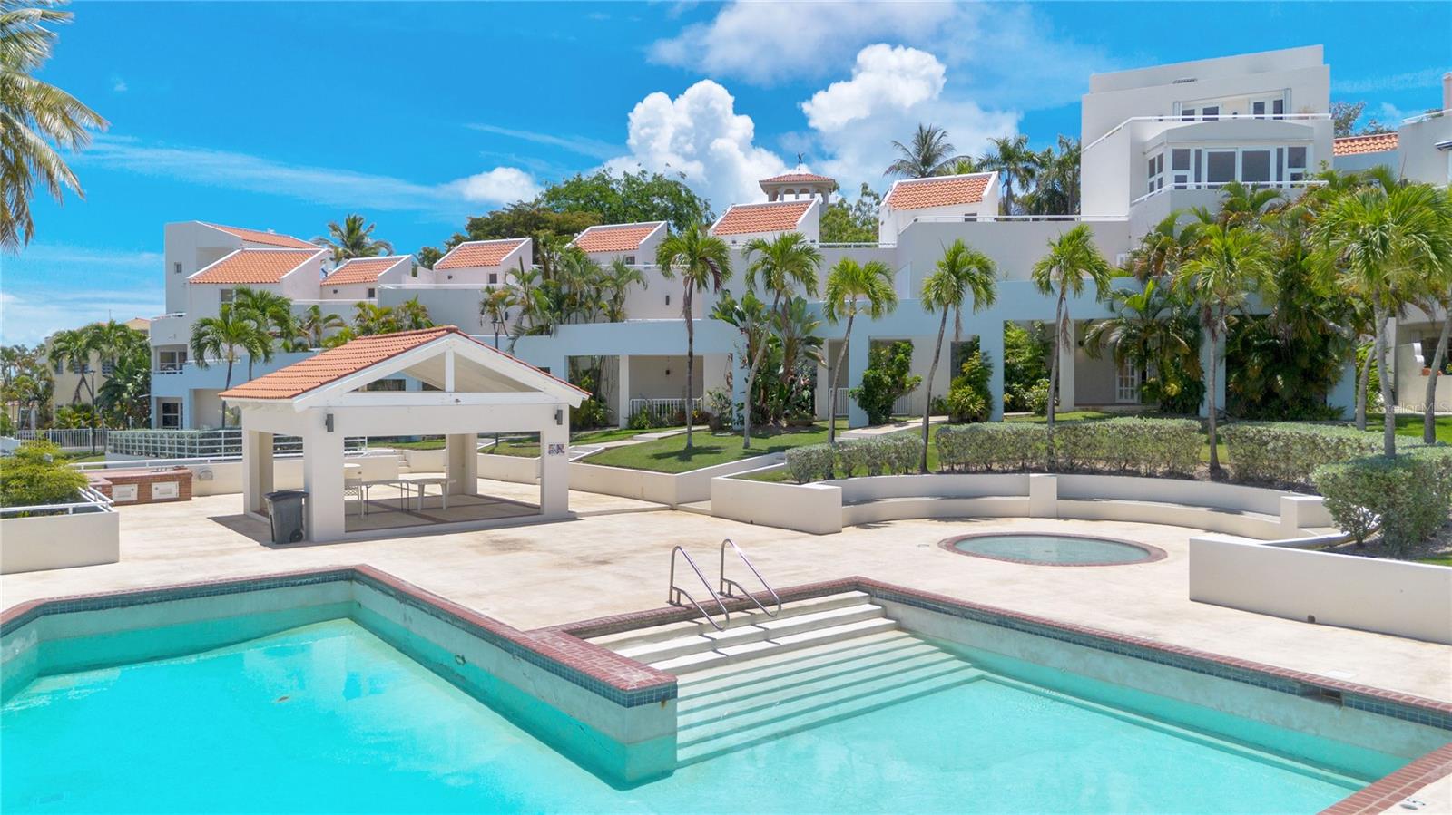 PALMARINA CLUB - Residential