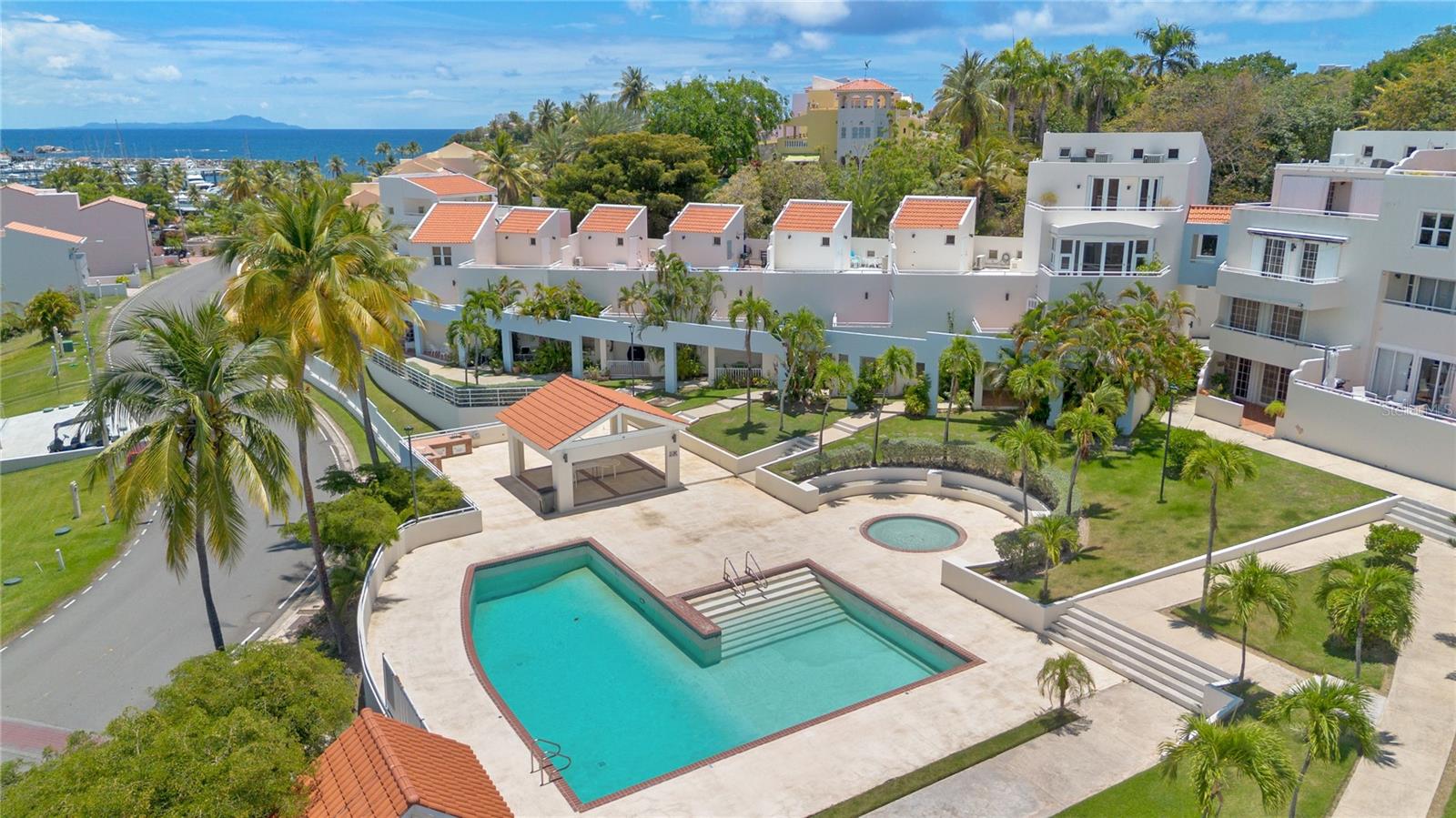 PALMARINA CLUB - Residential