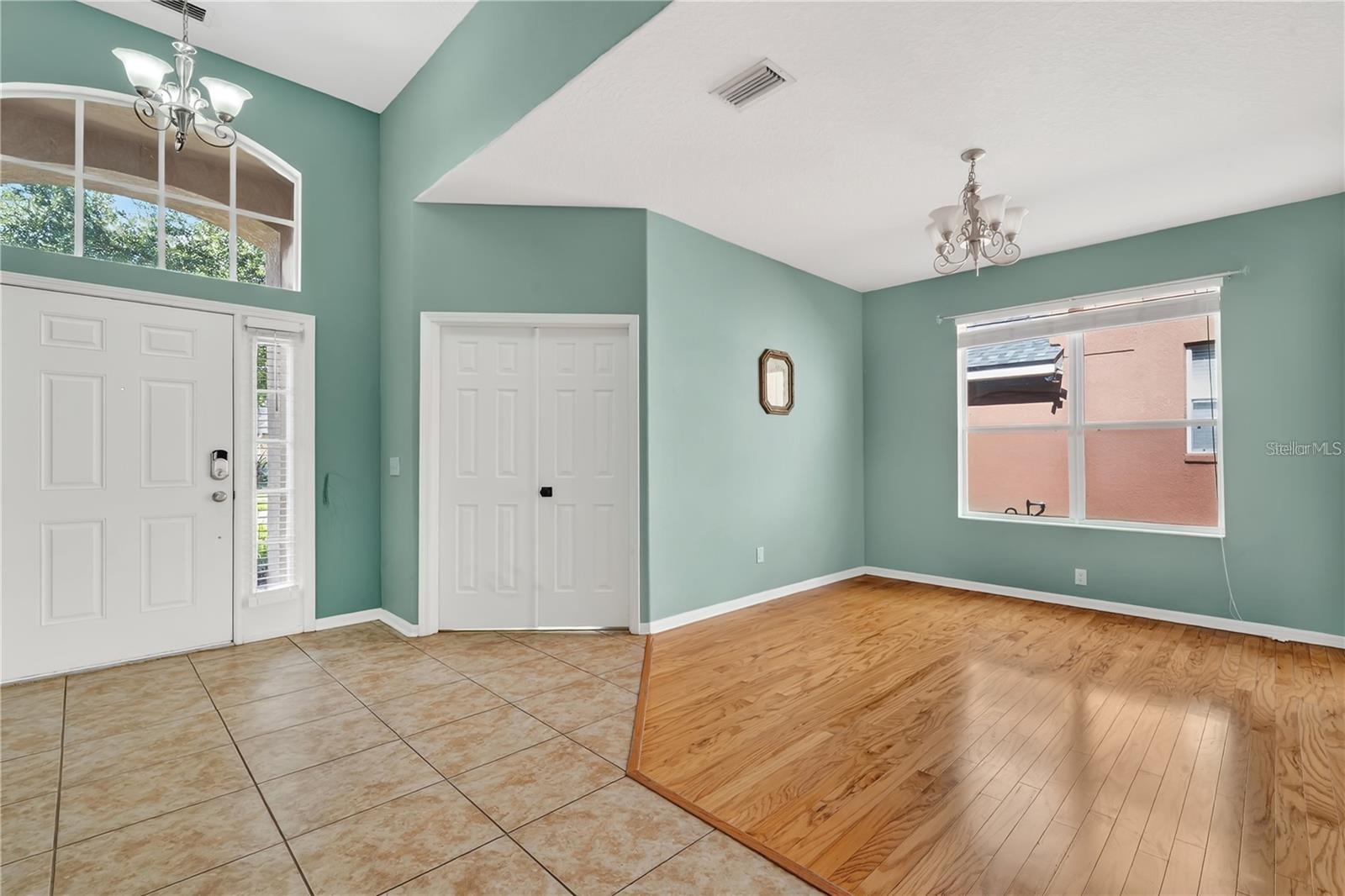 AVELAR CREEK SOUTH - Residential Lease