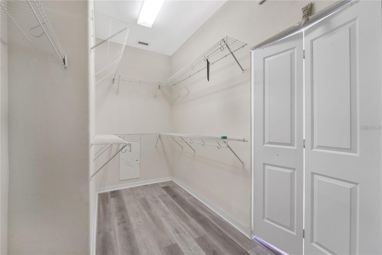 AVELAR CREEK SOUTH - Residential Lease