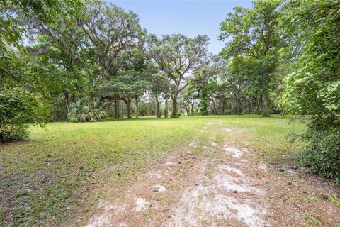 Tiny photo for 4850 SE 11th Avenue, Ocala, FL 34480 (MLS # OM677365)