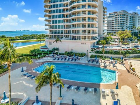 A home in LONGBOAT KEY