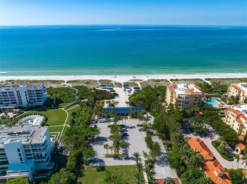 A home in LONGBOAT KEY