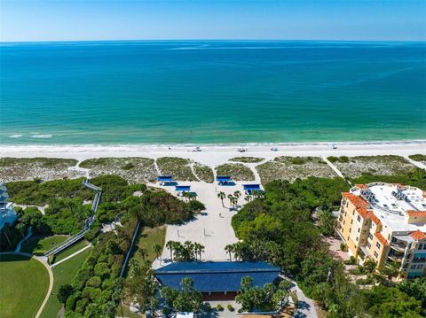 A home in LONGBOAT KEY