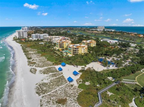 A home in LONGBOAT KEY