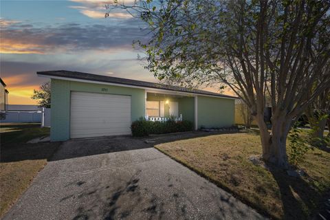 Photo of 1011 Lochmont Drive, Brandon, FL 33511 (MLS # TB8445734)